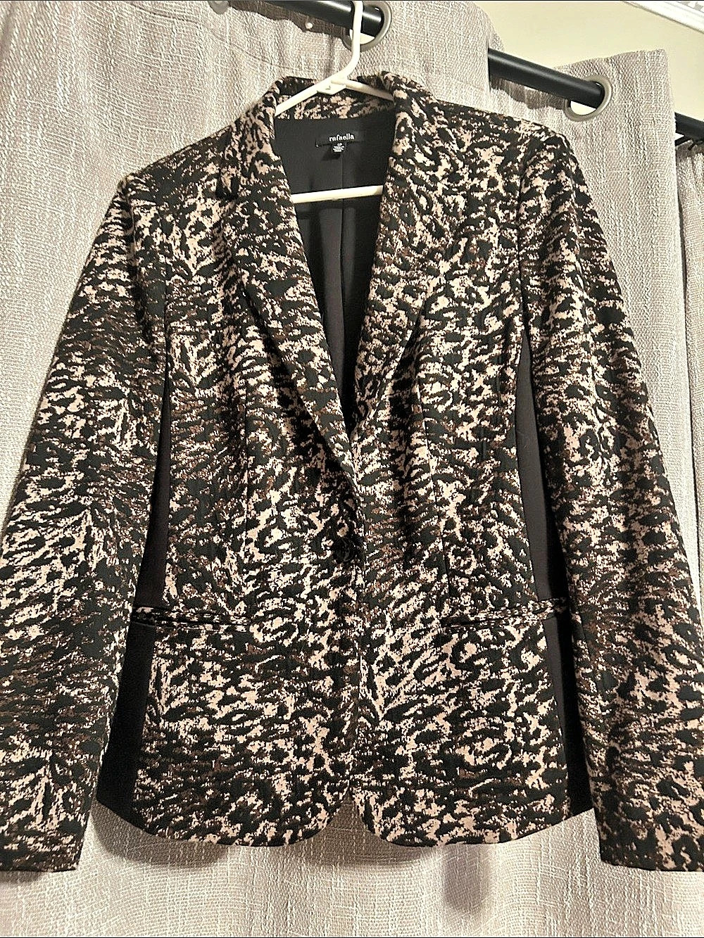 Rafaella Abstract Blazer in Black & Pink